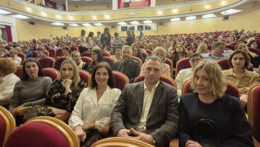 Заглянули в сказку, а узнали себя